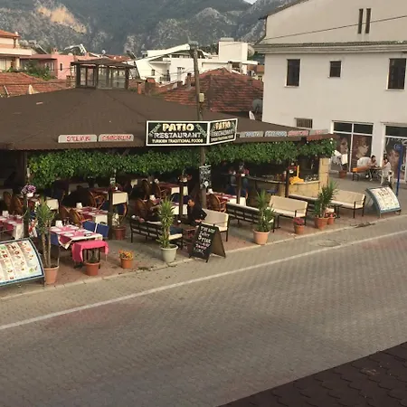 Patio 2* 达利安